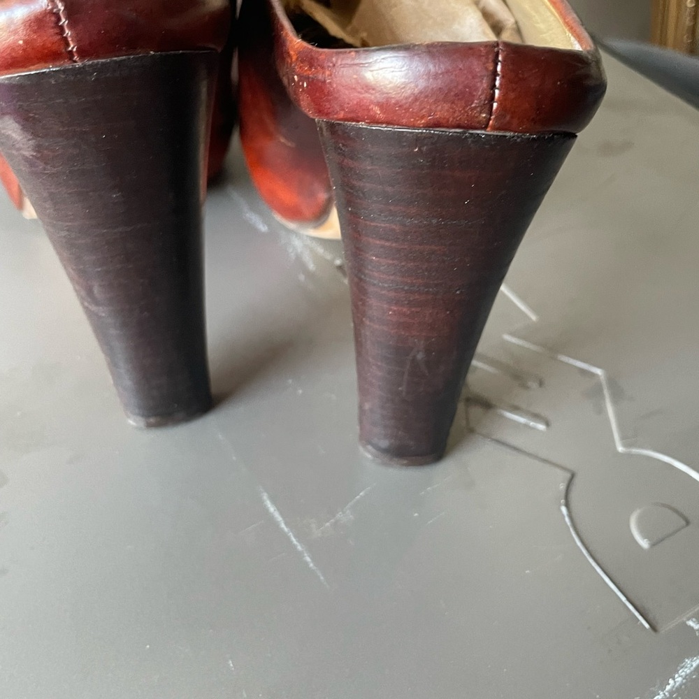 ⭐️💎Authentic Designer Clogs⭐️ - Picture 11 of 13